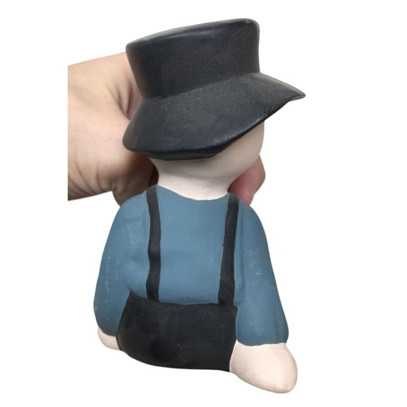 Unglazed Ceramic Amish Couple Sitting Together w/ Heart - Cute Decor Piece! - Picture 4 of 9